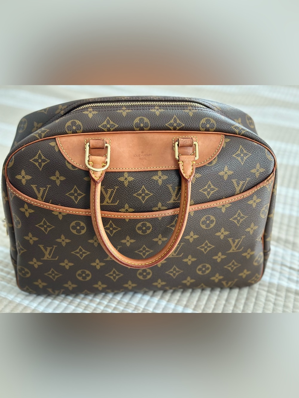 Louis Vuitton Deauville Monogram Canvas bag